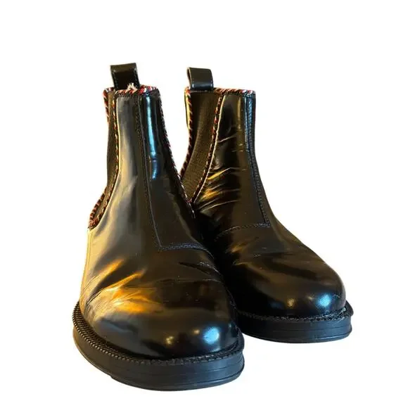 Gucci | Shoes | Gucci Mens Black Calfskin Mens Beyond  display picture 1